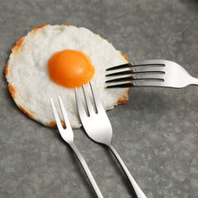 Load image into Gallery viewer, 24Pcs Stainless Steel Flatware Set Color Silver